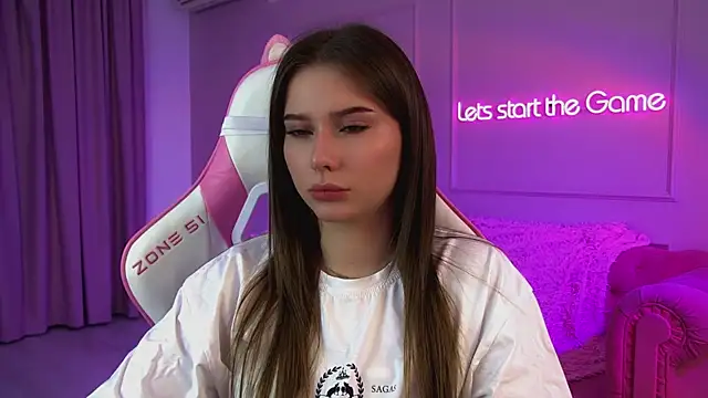 DianaVert online show from May 7, 8:36 pm
