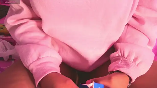 julieta flower online show from March 10, 11:15 am