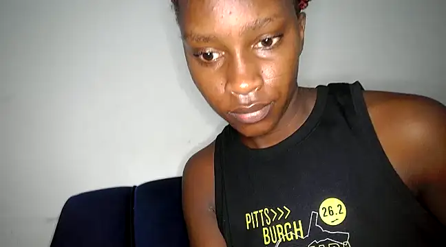 Snapshot of queen-goddess chatting on January 21, 7:47 am queen-goddess online show from January 21, 7:47 am