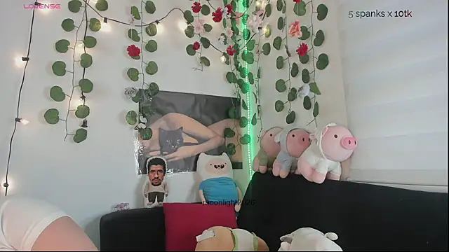 moonliiiight1 online show from February 17, 11:00 pm