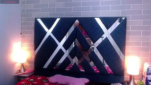 AndreaGil  online show from January 25, 3:09 pm