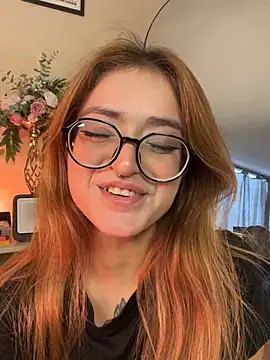 SweetJennaa online show from June 26, 10:58 pm