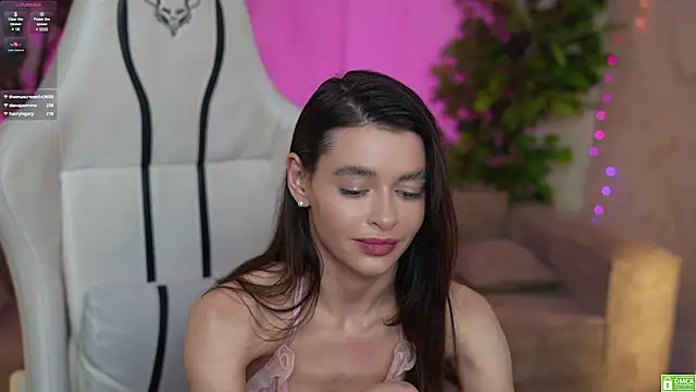 Snapshot of Gabriella054 chatting on January 26, 6:28 am Gabriella054 online show from January 26, 6:28 am