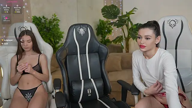 Snapshot of Gabriella054 chatting on February 5, 11:55 am Gabriella054 online show from February 5, 11:55 am