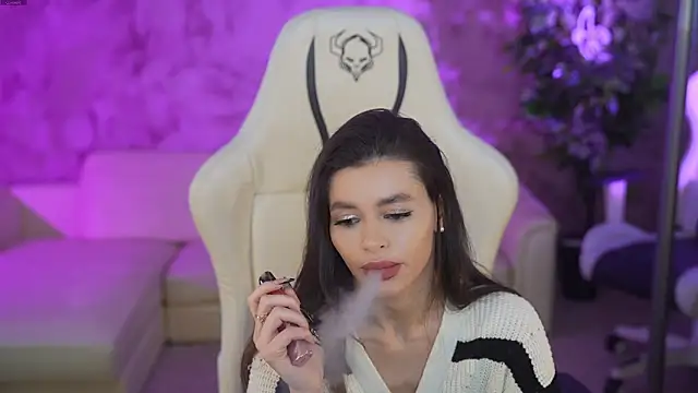 Snapshot of Gabriella054 chatting on March 7, 7:52 am Gabriella054 online show from March 7, 7:52 am