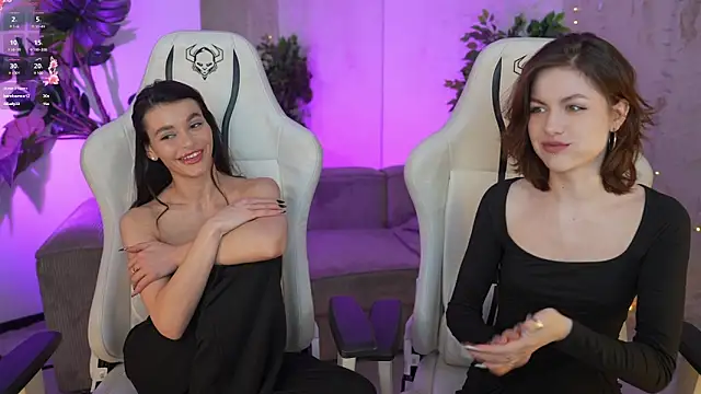 Snapshot of Gabriella054 chatting on March 14, 11:45 am Gabriella054 online show from March 14, 11:45 am