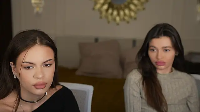 Snapshot of Gabriella054 chatting on March 17, 8:07 am Gabriella054 online show from March 17, 8:07 am