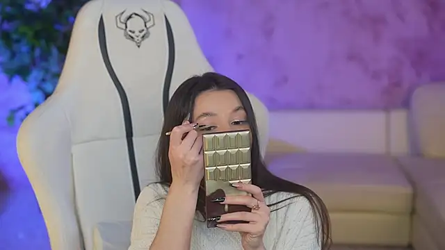 Snapshot of Gabriella054 chatting on March 19, 8:01 am Gabriella054 online show from March 19, 8:01 am