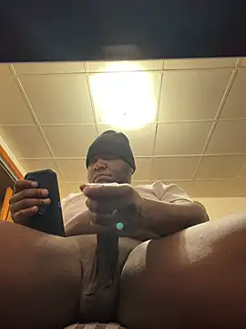 Snapshot of Cameltoekilla chatting on January 15, 3:05 pm Cameltoekilla online show from January 15, 3:05 pm