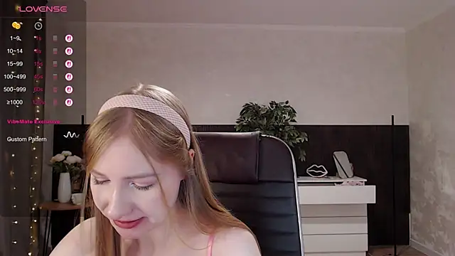 Cutie Annie online show from November 23, 2:55 am