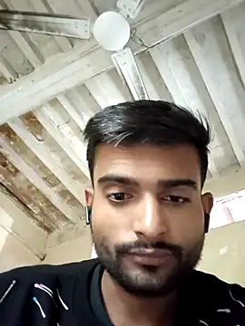 Snapshot of PRIYANHU@xh chatting on November 29, 9:12 am PRIYANHUxh online show from November 29, 9:12 am