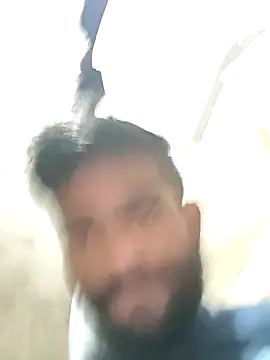 Snapshot of PRIYANHU@xh chatting on December 18, 4:29 am PRIYANHUxh online show from December 18, 4:29 am