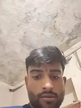 Snapshot of PRIYANHU@xh chatting on January 6, 7:01 am PRIYANHUxh online show from January 6, 7:01 am