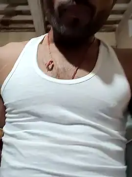 Snapshot of PRIYANHU@xh chatting on February 23, 2:31 am PRIYANHUxh online show from February 23, 2:31 am