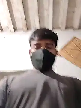 PRIYANHUxh online show from March 18, 8:45 pm