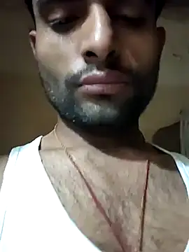 PRIYANHUxh online show from April 7, 7:47 pm