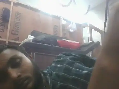 Snapshot of ShivamFactor3 chatting on October 23, 11:31 am ShivamFactor3 online show from October 23, 11:31 am