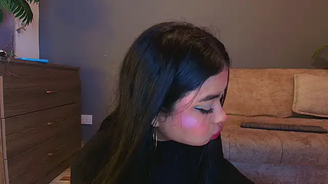jade brunnette online show from May 28, 8:28 pm