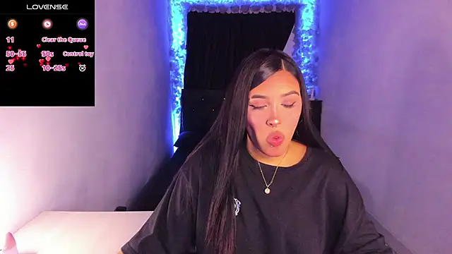 Mariana Hasper  online show from February 6, 9:06 pm