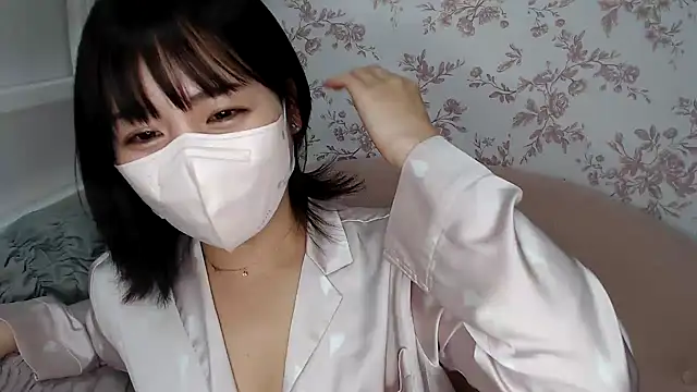 Snapshot of mei_hosina chatting on December 28, 4:20 pm mei hosina online show from December 28, 4:20 pm