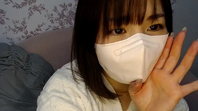 Snapshot of mei_hosina chatting on February 12, 1:27 pm mei hosina online show from February 12, 1:27 pm