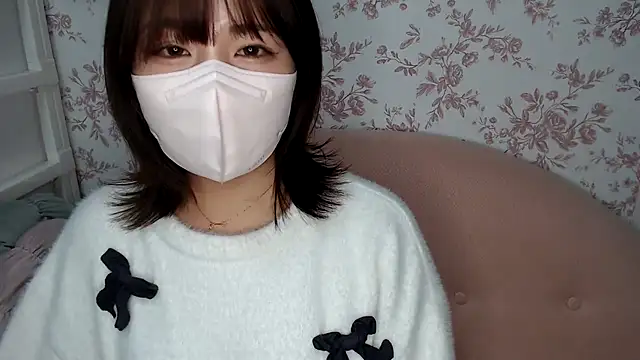 Snapshot of mei_hosina chatting on March 15, 3:59 pm mei hosina online show from March 15, 3:59 pm