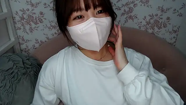 Snapshot of mei_hosina chatting on March 21, 3:57 pm mei hosina online show from March 21, 3:57 pm