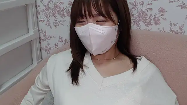 Snapshot of mei_hosina chatting on September 12, 2:33 am mei hosina online show from September 12, 2:33 am