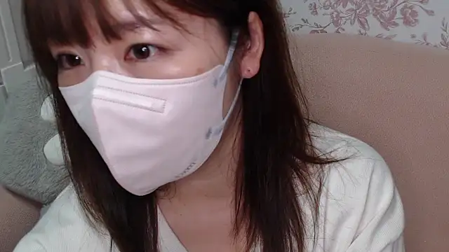 Snapshot of mei_hosina chatting on October 12, 3:44 pm mei hosina online show from October 12, 3:44 pm