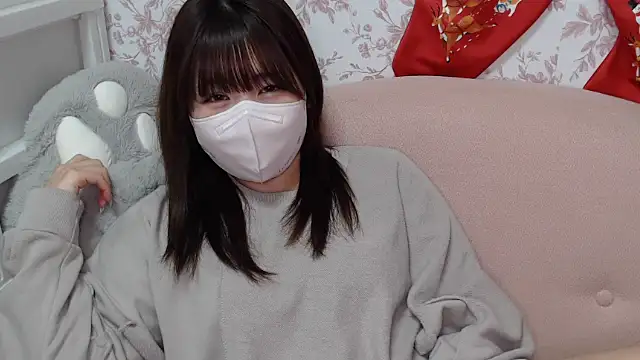 Snapshot of mei_hosina chatting on December 4, 3:43 pm mei hosina online show from December 4, 3:43 pm