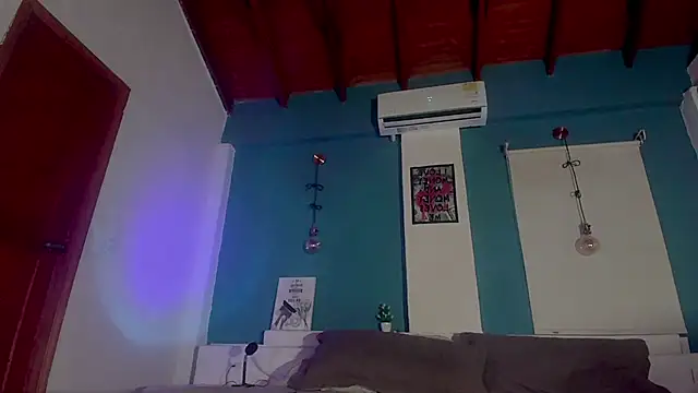 ariana-white- online show from October 22, 2:23 am