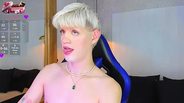 Snapshot of VladHellsing4 chatting on March 20, 2:22 pm VladHellsing4 online show from March 20, 2:22 pm