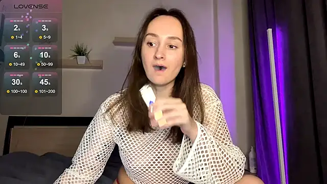Eva Eva  online show from September 16, 9:27 pm