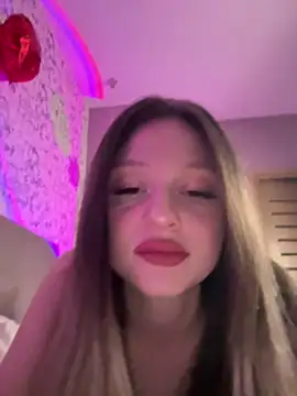 Kimsweet7 online show from March 1, 6:11 pm