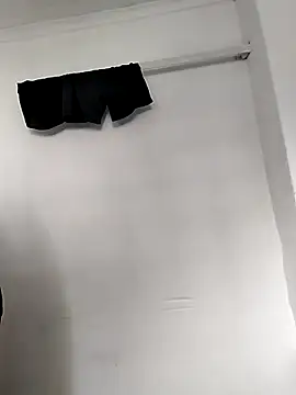 yungbigd online show from October 13, 7:30 am