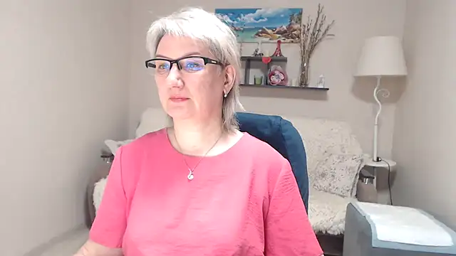 FleurMays online show from March 22, 5:22 am