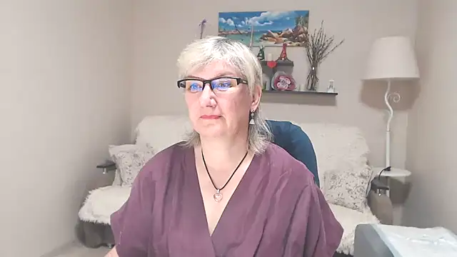 FleurMays online show from June 12, 4:22 am