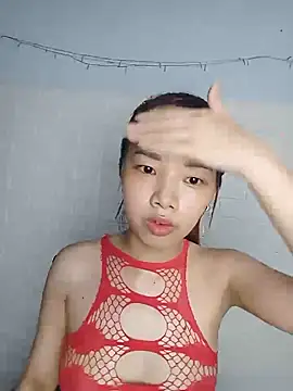 Snapshot of Baby2903 chatting on March 12, 5:13 am Baby2903 online show from March 12, 5:13 am