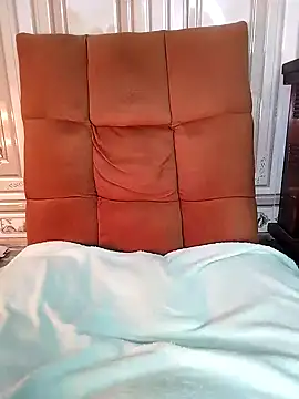 Leva laddy online show from January 9, 10:40 am