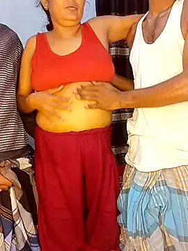 Snapshot of ArishaCouple chatting on February 8, 11:22 am ArishaCouple online show from February 8, 11:22 am