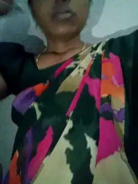 Snapshot of Gautami-telugu chatting on September 13, 9:53 am Gautami-telugu online show from September 13, 9:53 am