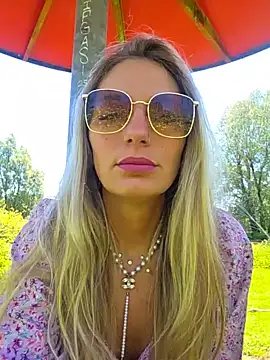 Lydie off online show from May 22, 11:49 am