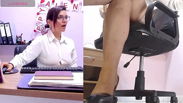 Milenahot 69  online show from February 10, 2:59 pm