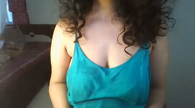 Snapshot of MakeMeCumAhh chatting on March 19, 12:34 pm MakeMeCumAhh online show from March 19, 12:34 pm