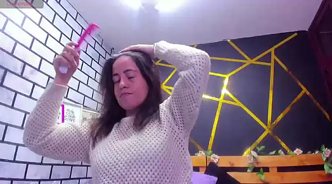 kathina giraldo online show from December 6, 12:38 pm