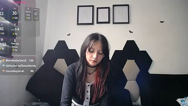 Maki Zein online show from December 6, 4:38 pm