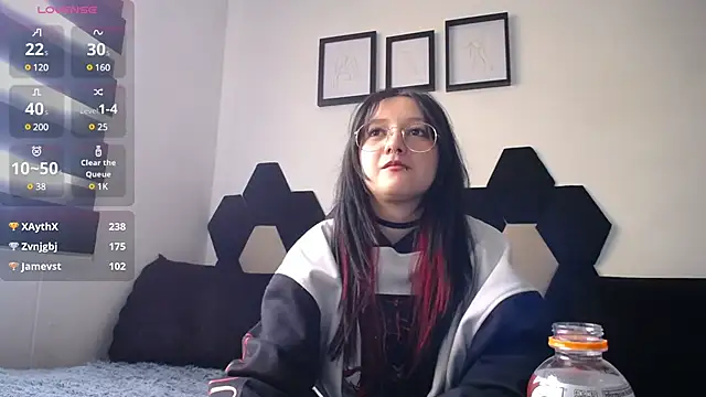 Maki Zein online show from January 6, 5:16 pm