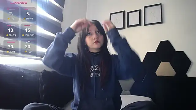 Maki Zein online show from January 9, 2:07 pm