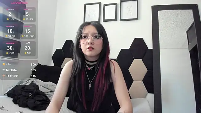 Maki Zein online show from February 5, 7:20 pm