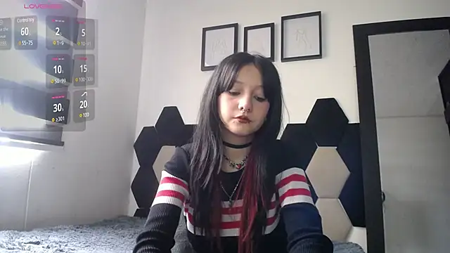 Maki Zein online show from February 7, 1:11 pm